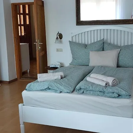 Galiba Vendeghaz Apartment *